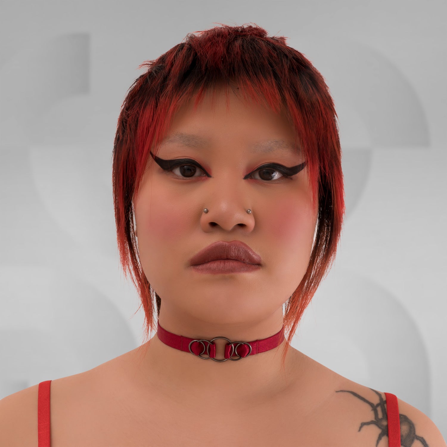 Small filigrane choker necklace with sexy lingerie-inspired design, perfect for day and night.