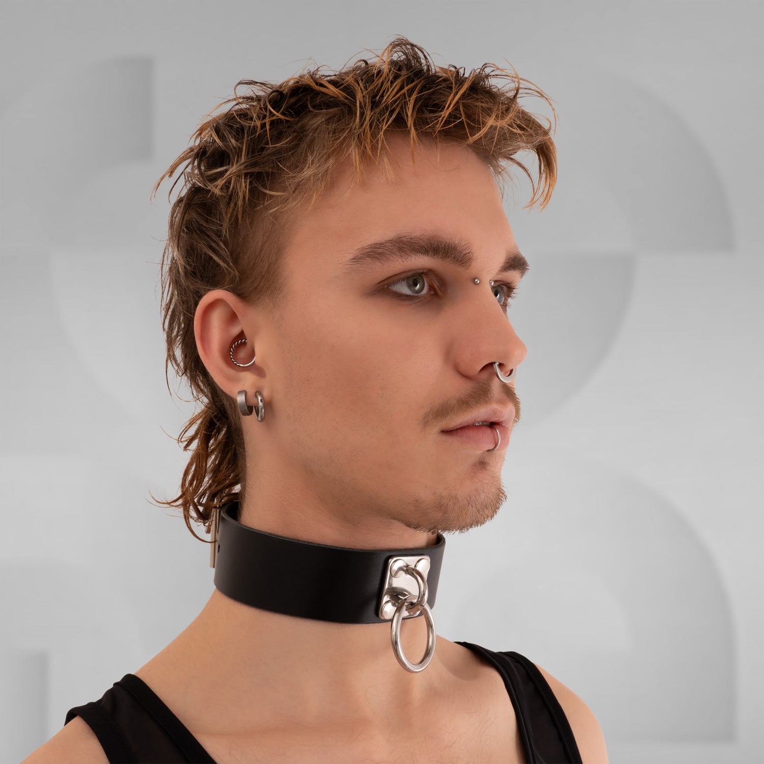 High quality leather chocker, perfect for vibrant nights out in Berlin's techno scene.