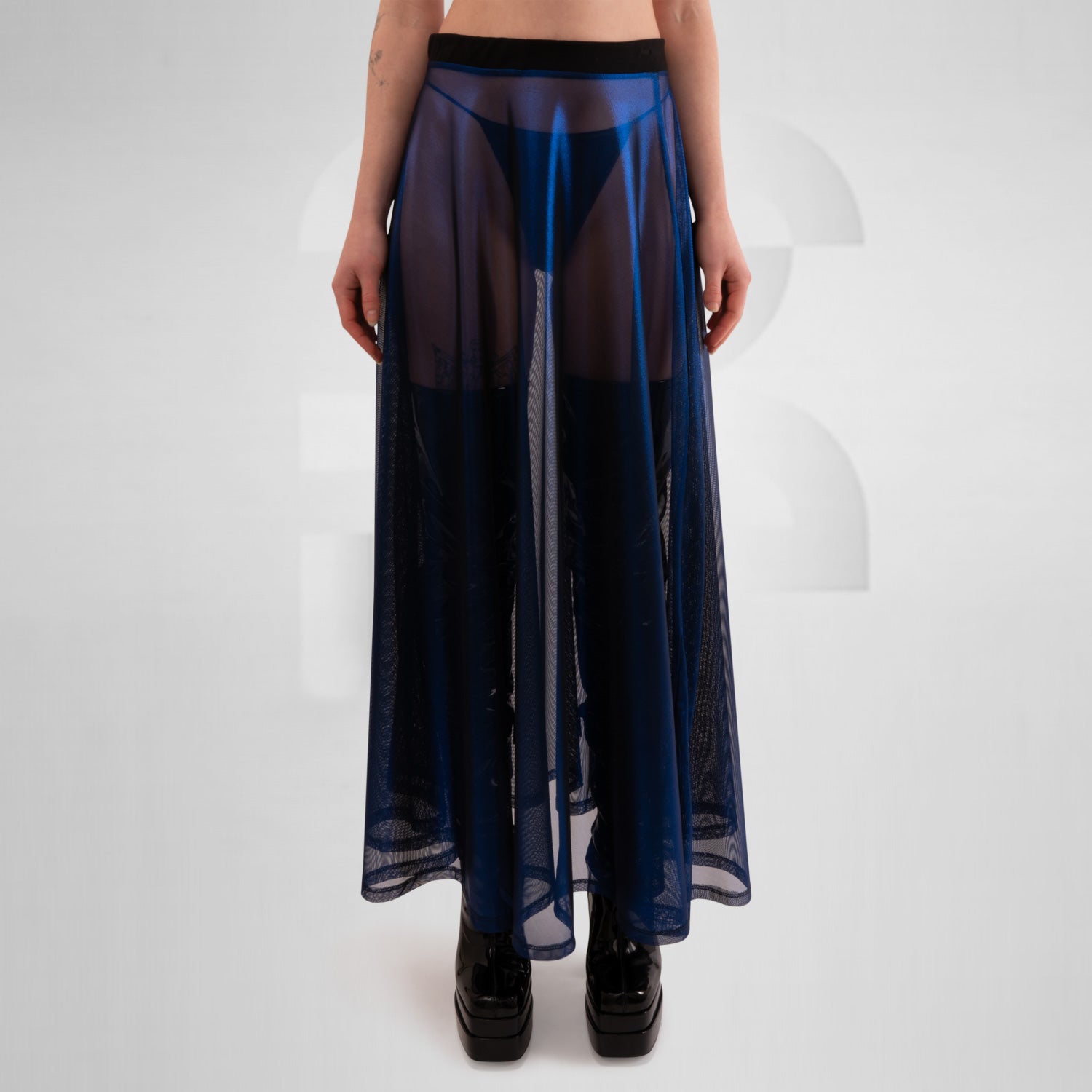 Long shiny skirt in blue - enhances the waist beautifully